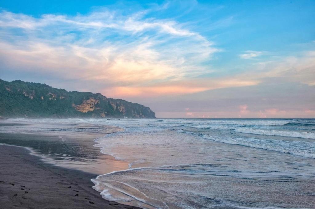 Artotel Suites Bianti Yogyakarta Exteriér fotografie